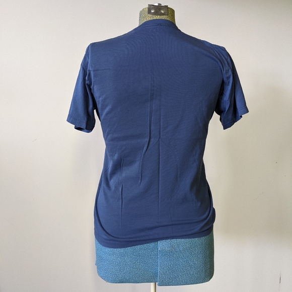 Uniqlo XS unisex blue cotton t-shirt - Picture 2 of 5